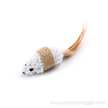 sisal cat scratching mouse and ball with feather